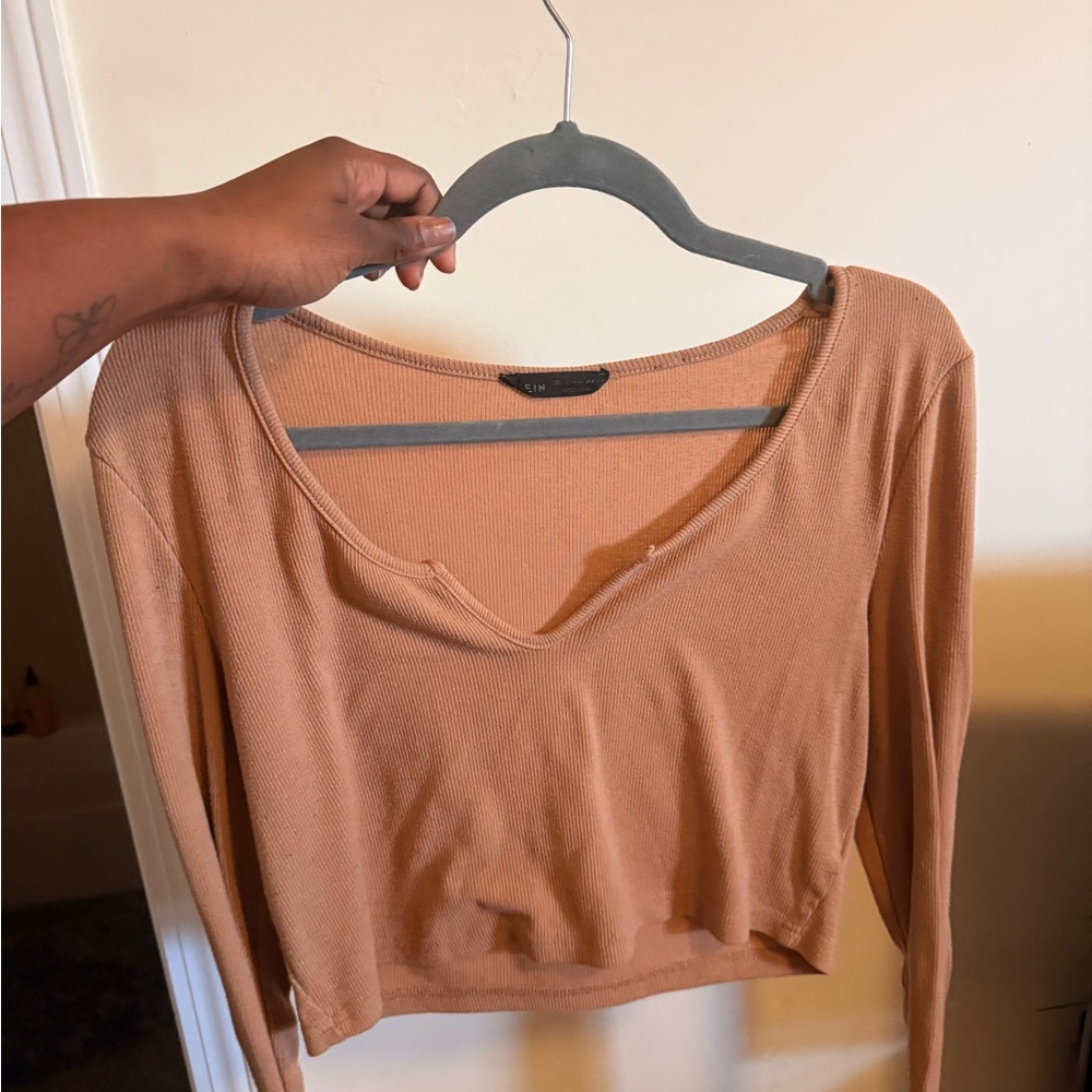 Ribbed Long-Sleeve Crop Top - Tan